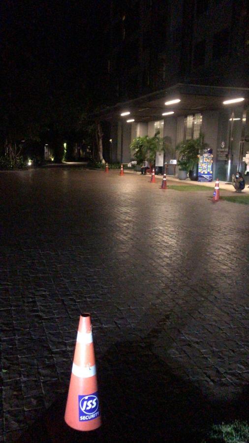 Unixx Condo Pattaya Near Walking Street Buitenkant foto
