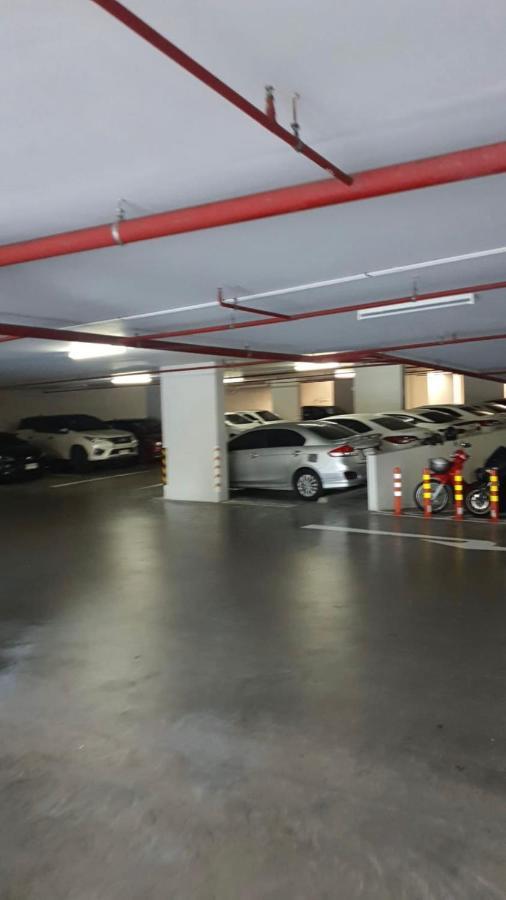 Unixx Condo Pattaya Near Walking Street Buitenkant foto