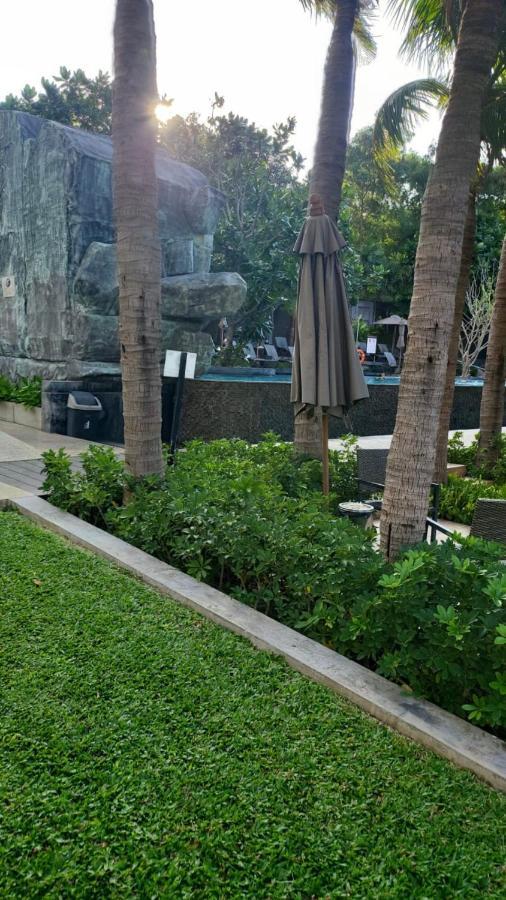 Unixx Condo Pattaya Near Walking Street Buitenkant foto