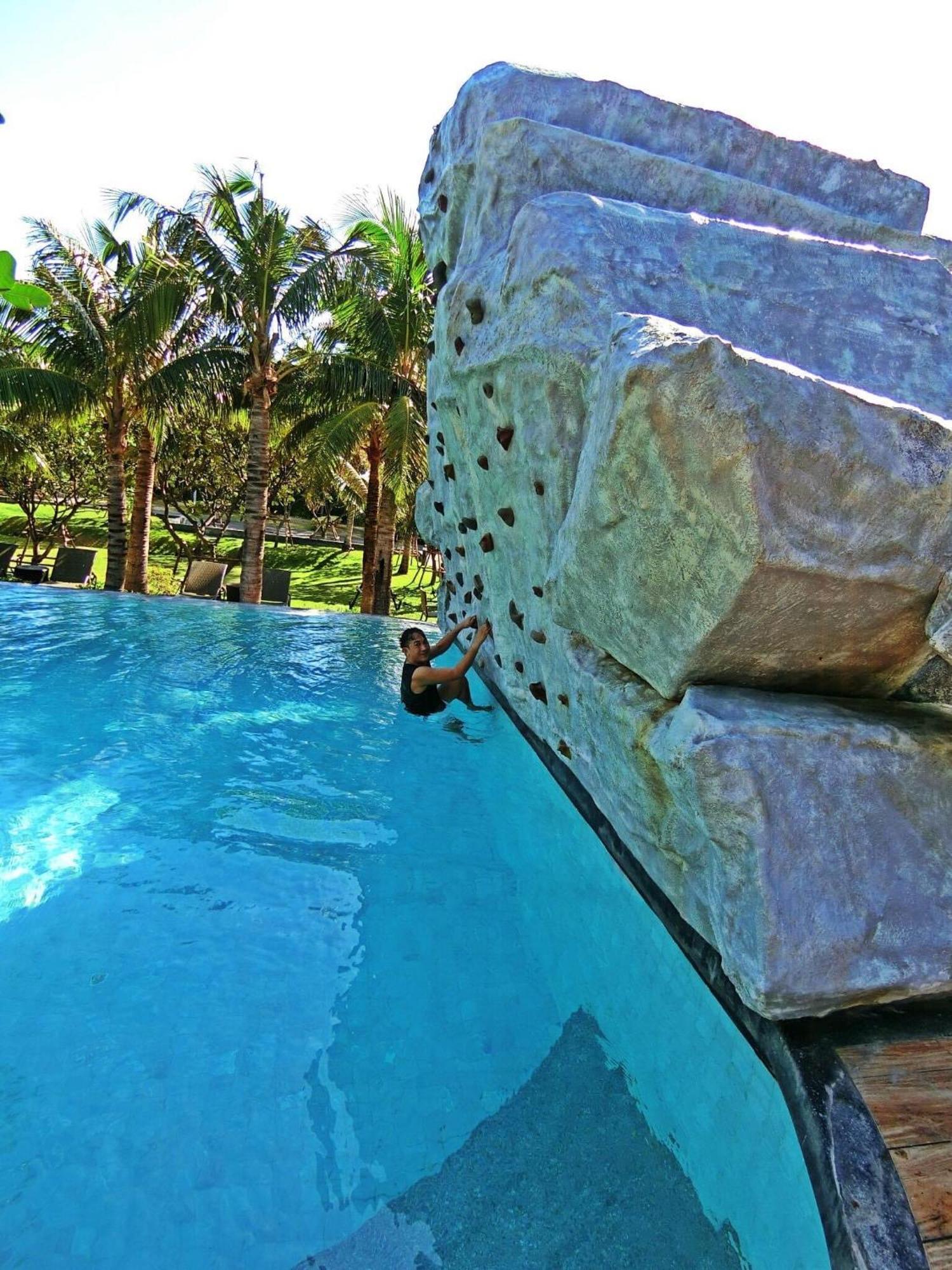 Unixx Condo Pattaya Near Walking Street Buitenkant foto